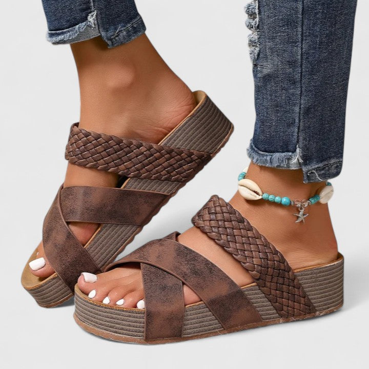 Zerayah | Orthopaedic Sandals