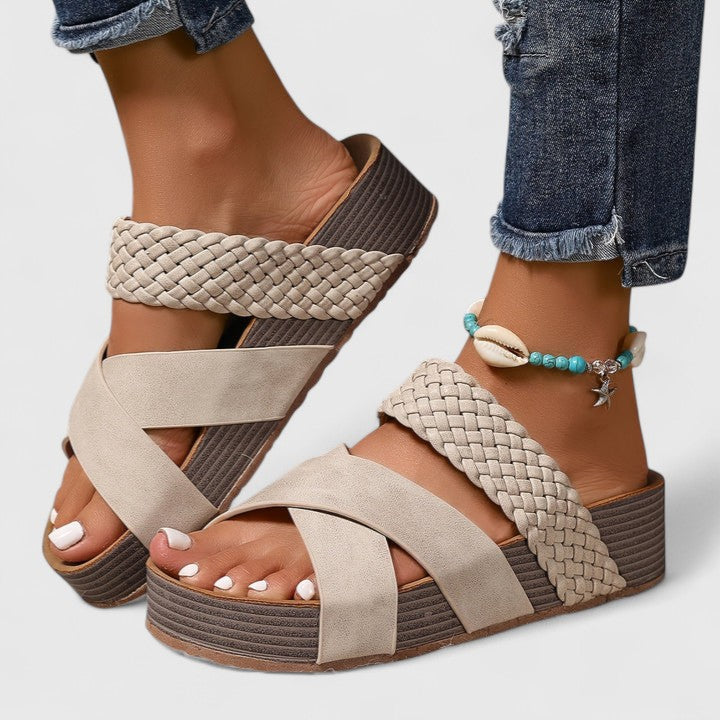 Zerayah | Orthopaedic Sandals