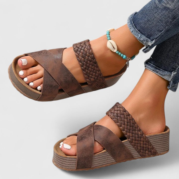 Zerayah | Orthopaedic Sandals